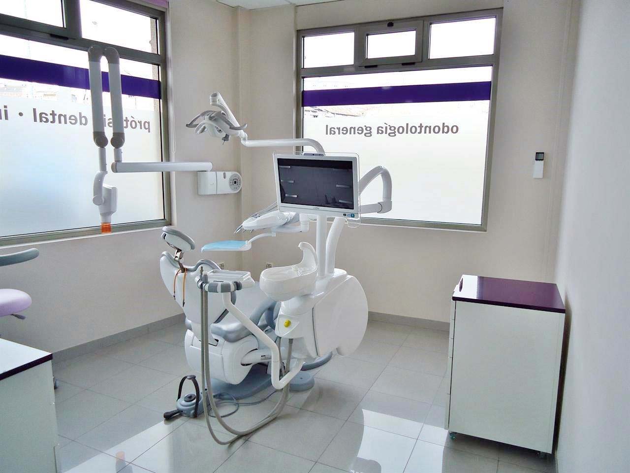 Clínica dental en Narón